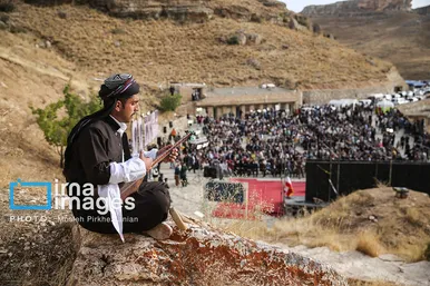 گزارش تصویری | جشن جهانی «مهرگان» در غار کرفتو