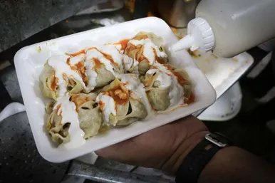 جشنواره غذای ملل و صنایع دستی
