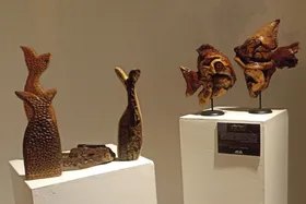 نمایشگاه آثار چیدمان تجسمی و حجم &laquo;نویز سفید&raquo; در نگارخانه آسمان مشهد