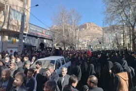 تشییع پیکر شهدای حمله رژیم صهیونیستی به هنگ مرزی مهران