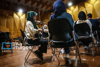گزارش تصویری | تمرین ارکستر موسیقی ملی ایران