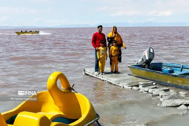 نجات دریاچه ارومیه