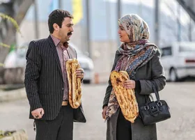 عارفه معماریان، دختر محمود نقاش مشهدی است