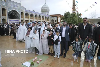 لحظه تحویل سال ۱۴۰۳ در حرم حضرت شاهچراغ (ع)