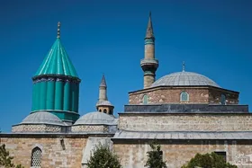 اردوغان سال ۲۰۲۳ را به نام مولانا نامگذاری کرد
