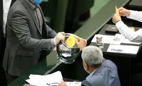 مجلس شورای اسلامی انتشار مطالب خلاف واقع علیه نامزد&zwnj;های انتخاباتی توسط رسانه&zwnj;ها را ممنوع کرد (۱۹ دی ۱۴۰۳)