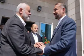 رایزنی وزیر خارجه با هنیه در قطر + فیلم
