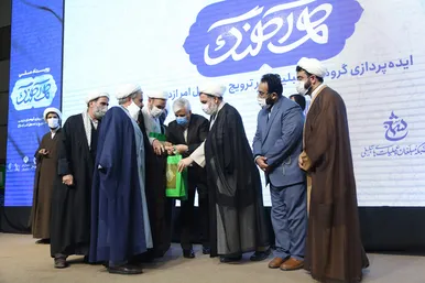 بازدید وزیر ورزش و جوانان از نمایشگاه «هم آهنگ»