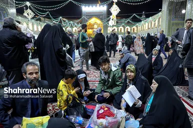 تحویل سال ۱۴۰۲ در حرم مطهر امام رضا (ع)