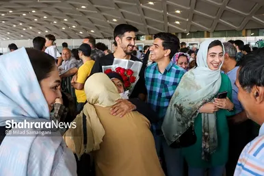 عکس‌های بازگشت اولین کاروان حجاج خراسانی به مشهد