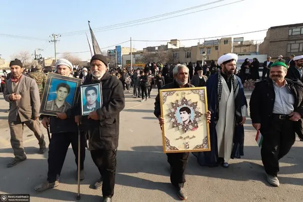 شهید گمنام وطن در آغوش حاشیه شهر آرام گرفت 