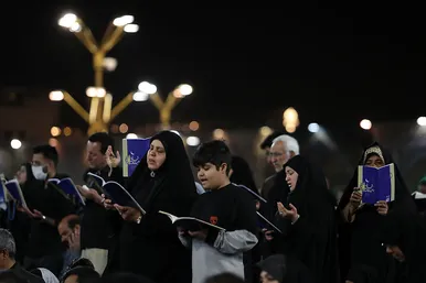 مراسم احیاء شب 21 ماه رمضان در حرم مطهر رضوی