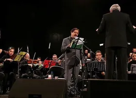 &laquo;وداع&raquo; حسام&zwnj;الدین سراج  روی صحنه
