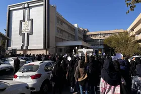 پرستاران مشهد خواستار تحقق مطالبات خود شدند (۱۹ آبان ۱۴۰۴)