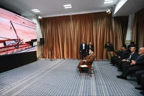 بازدید رهبر معظم انقلاب از نمایشگاه توانمندی&zwnj;های تولید ایرانی در حسینیه امام خمینی (ره)