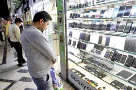 واردات ۱۰.۵ میلیون موبایل به ارزش ۲.۲ میلیارد دلار