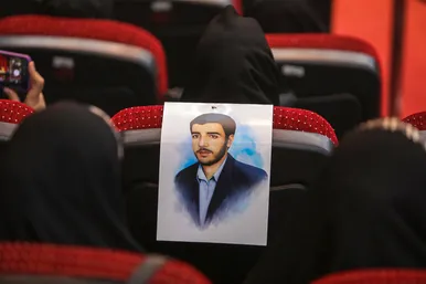 نشست دانشجو، مبارزه، خدمت