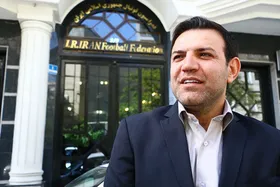 عزیزی&zwnj;خادم شانس زیادی برای ریاست فدراسیون فوتبال دارد