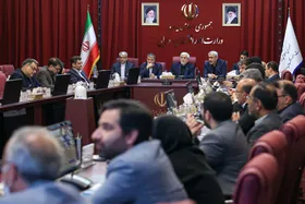 عارف: فرار مالیاتی دانه درشت&zwnj;ها باید ریشه کن شود