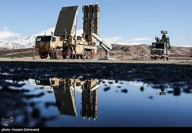 تصاویر رونمایی از سامانه‌ پدافندی آرمان و آذرخش
