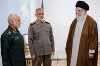 انتشار دستخط شهید آیت‌الله خامنه‌ای در تجلیل از سپهبد شهید غلامعلی رشید