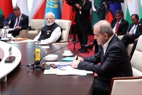 پزشکیان اسناد همکاری سران سازمان همکاری شانگهای را امضا کرد