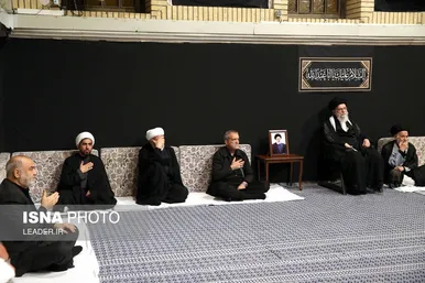 اولین شب مراسم عزاداری حضرت اباعبدالله‌الحسین(ع) در حسینیه امام‌خمینی(ره)