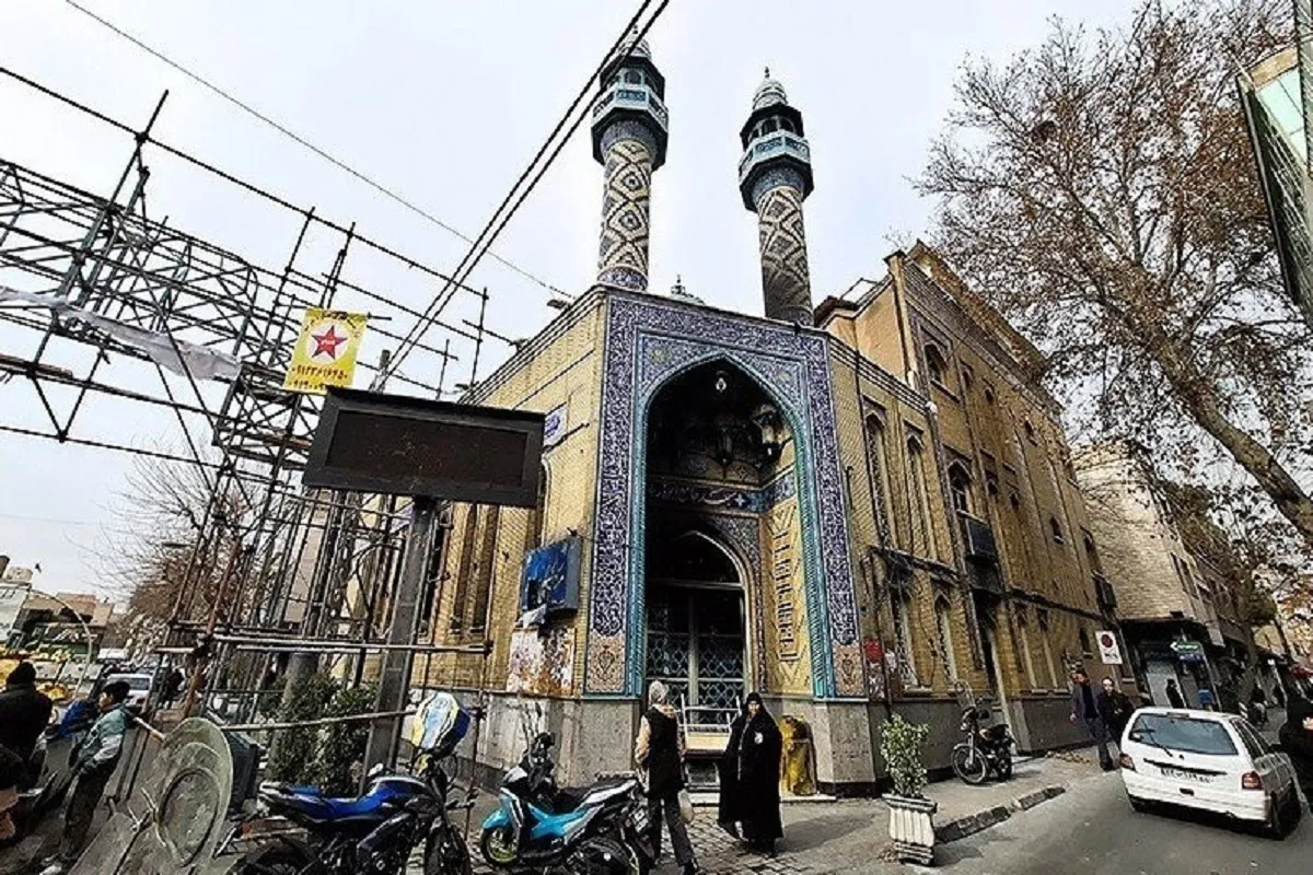 تعرض به ۶۴ مسجد تهران در جریان ناآرامی‌ها | آمادگی ۹۰ درصد مساجد آسیب‌دیده برای برگزاری نماز در ماه رمضان