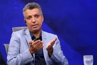 ویدئو | کنایه عادل فردوسی‌پور به قلعه‌نویی | در زمان جنگ ما در غار بودیم یا شما؟