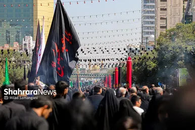 عکس‌هایی از مراسم جاماندگان اربعین در مشهد (۴ شهریور ۱۴۰۳)