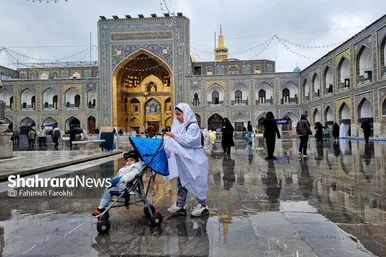 گزارش تصویری | حال و هوای بارانی حرم امام رضا (ع) (۱۹ اسفند ۱۴۰۳)