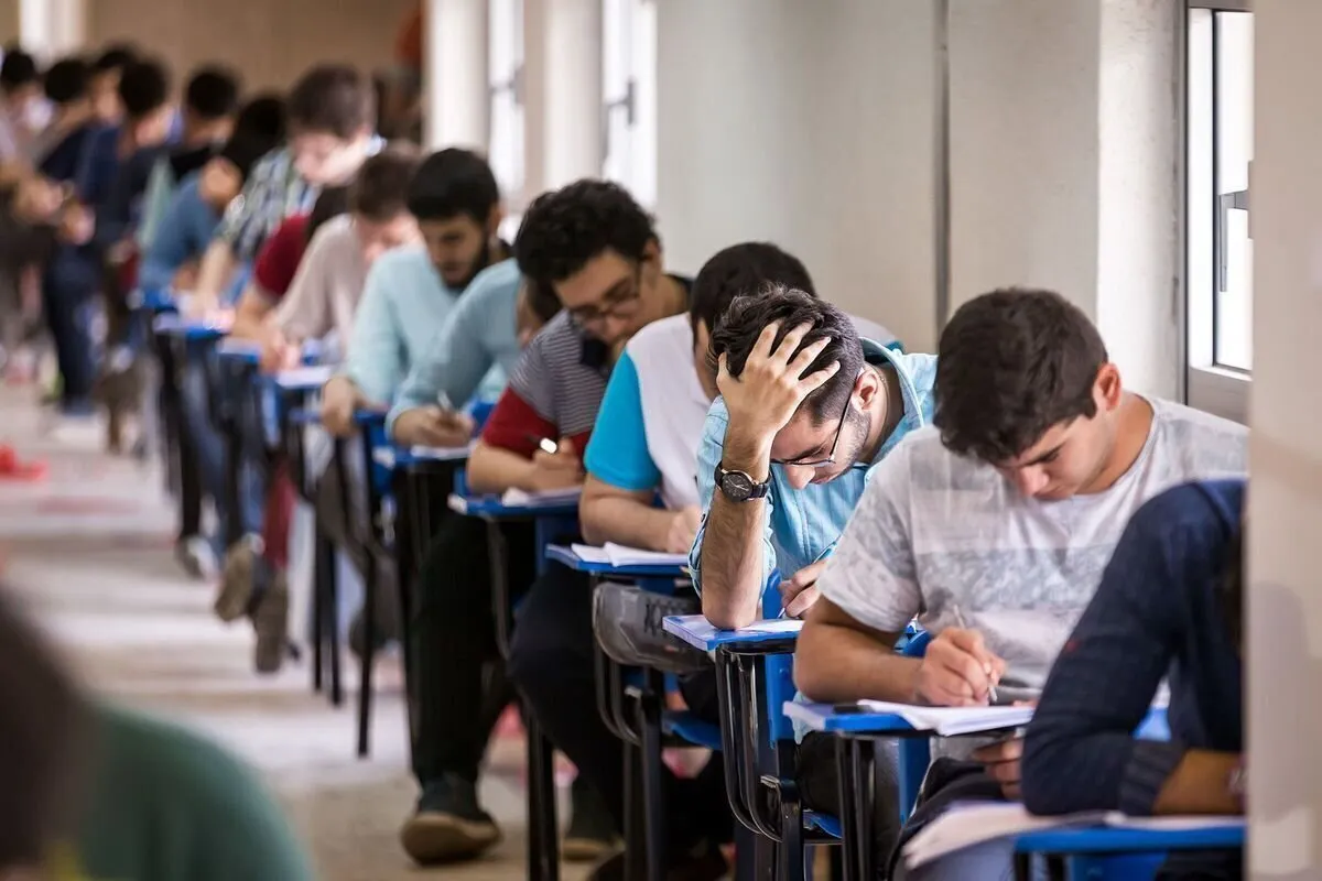 نگاهی به واکنش‌ها نسبت به تصمیمات جدید شورای انقلاب فرهنگی در خصوص کنکور ۱۴۰۴