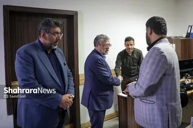 گزارش تصویری | حضور شهردار مشهد در موسسه فرهنگی شهرآرا به مناسبت روز خبرنگار