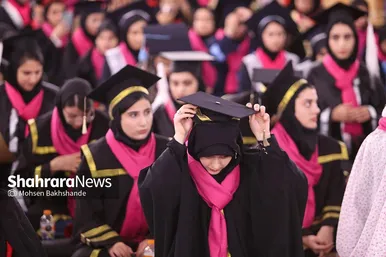 عکس‌هایی از مراسم دانش‌آموختگی دانشجویان علوم پزشکی سراسر کشور در حرم امام‌رضا(ع)