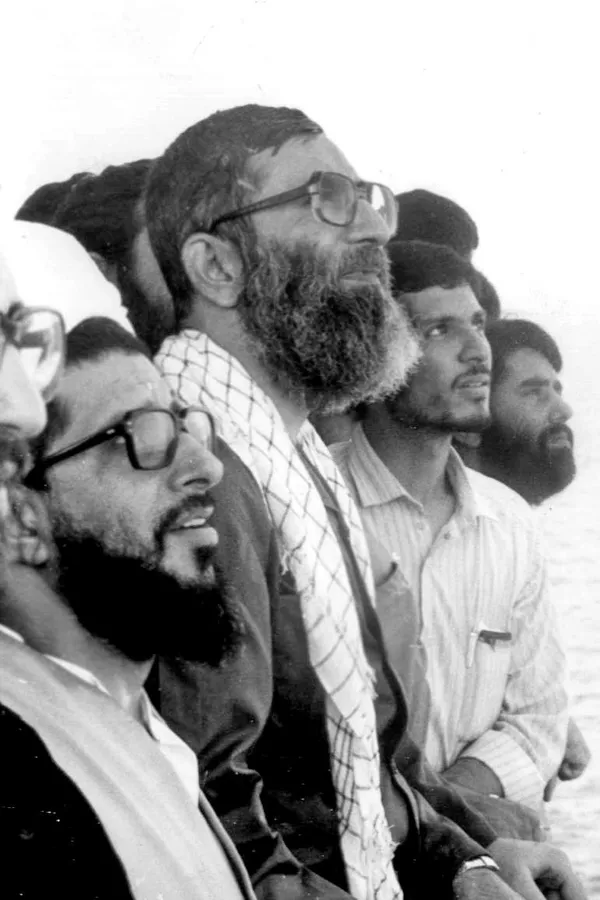 تصاویری از حضور آیت‌الله خامنه‌ای در مانور «شهادت» در خلیج‌فارس (سال ۱۳۶۶)