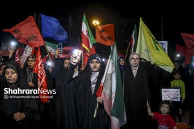 گزارش تصویری | ۱۹۸ شب حضور حماسی مردم مشهد در سنگر خیابان