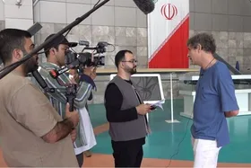 مستندساز آلمانی: کاربران شبکه&zwnj;های اجتماعی پشت ایران ایستادند+ فیلم