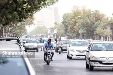 تصاویری از آلوده‌ترین صبح مشهد در قرن جدید (۱۵ مرداد ۱۴۰۲)