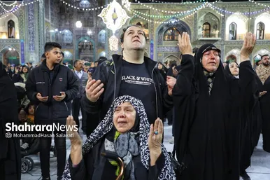بازگشایی صحن انقلاب حرم مطهر رضوی در آستانه نیمه شعبان