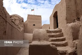 ایران زیباست | قلعه سریزد
