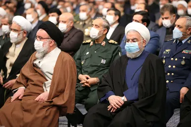 عکس | دیدار جمعی از مسئولان نظام و سفیران کشورهای اسلامی با مقام معظم رهبری
