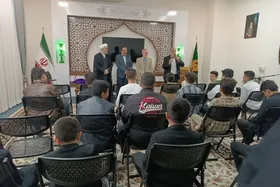 جشن&zwnj;تکلیف نوجوانان پسر عرب&zwnj;زبان در حرم مطهر رضوی برگزار شد (۲ اردیبهشت ۱۴۰۳)