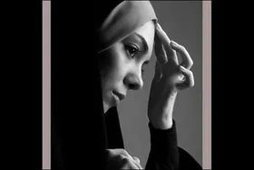 حرف&zwnj;های دردناک همسر آزاده نامداری در مراسم چهلم