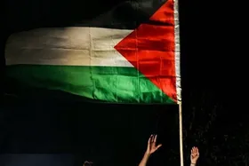 هجوم اردنی&zwnj;ها به سفارت موقت اسرائیل + فیلم