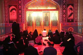 از پهن کردن سفره&zwnj;هایی با نان محلی تا نذر آب و خرما در شب&zwnj;های قدر