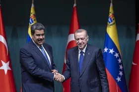 پیشنهاد آمریکا برای پناهندگی دادن ترکیه به مادورو تکذیب شد