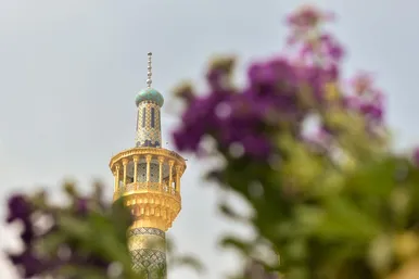 گل‌آرایی حرم مطهر رضوی در آستانه عید نوروز