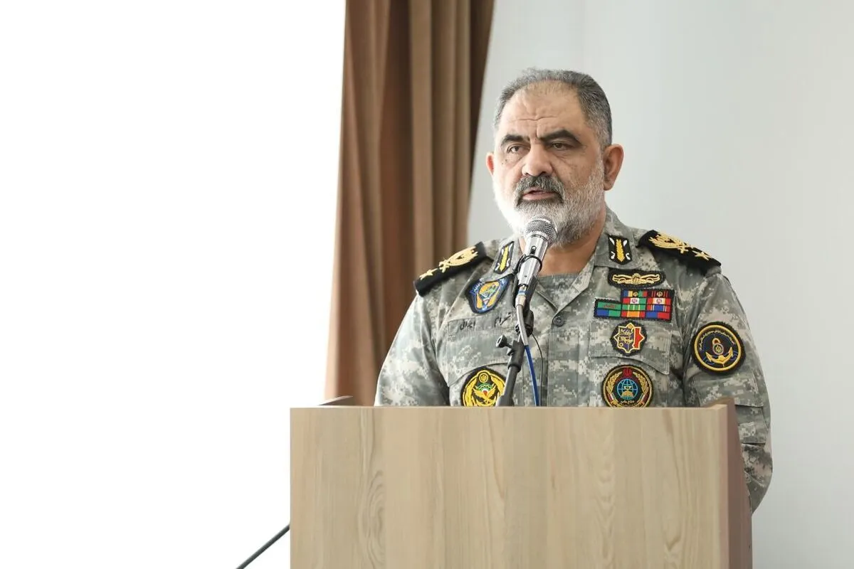 دریادار ایرانی: پیگیری حقوقی و بین‌المللی جنایت دشمن علیه کارکنان نیروی دریایی ارتش انجام خواهد شد