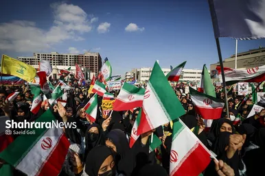 گزارش تصویری | راهپیمایی یوم‌الله ۱۳ آبان‌ماه ۱۴۰۴