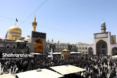 عزاداری شهادت امام رضا (ع) در خیابان‌های منتهی به حرم مطهر رضوی